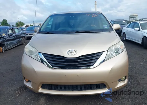 2011 Toyota Sienna Le V6 из США, поврежденный, VIN 5TDKK3DCXBS041874